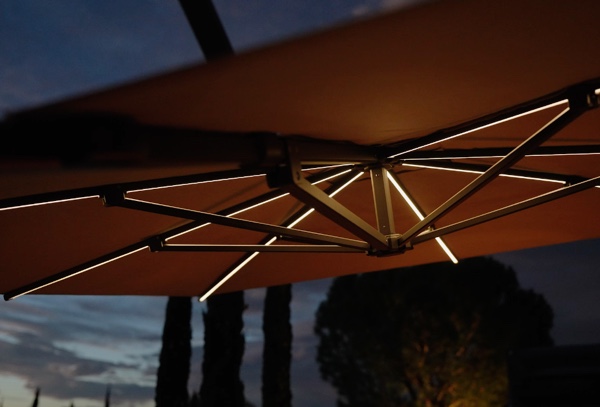 Jardinico LED lights outdoor umbrellas